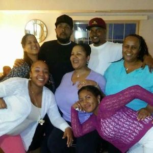 Meet your Posher, Dee